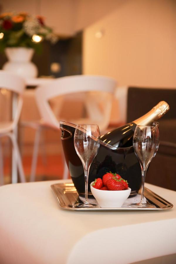 Residentie Alfa Inn*** 布兰肯贝赫 外观 照片