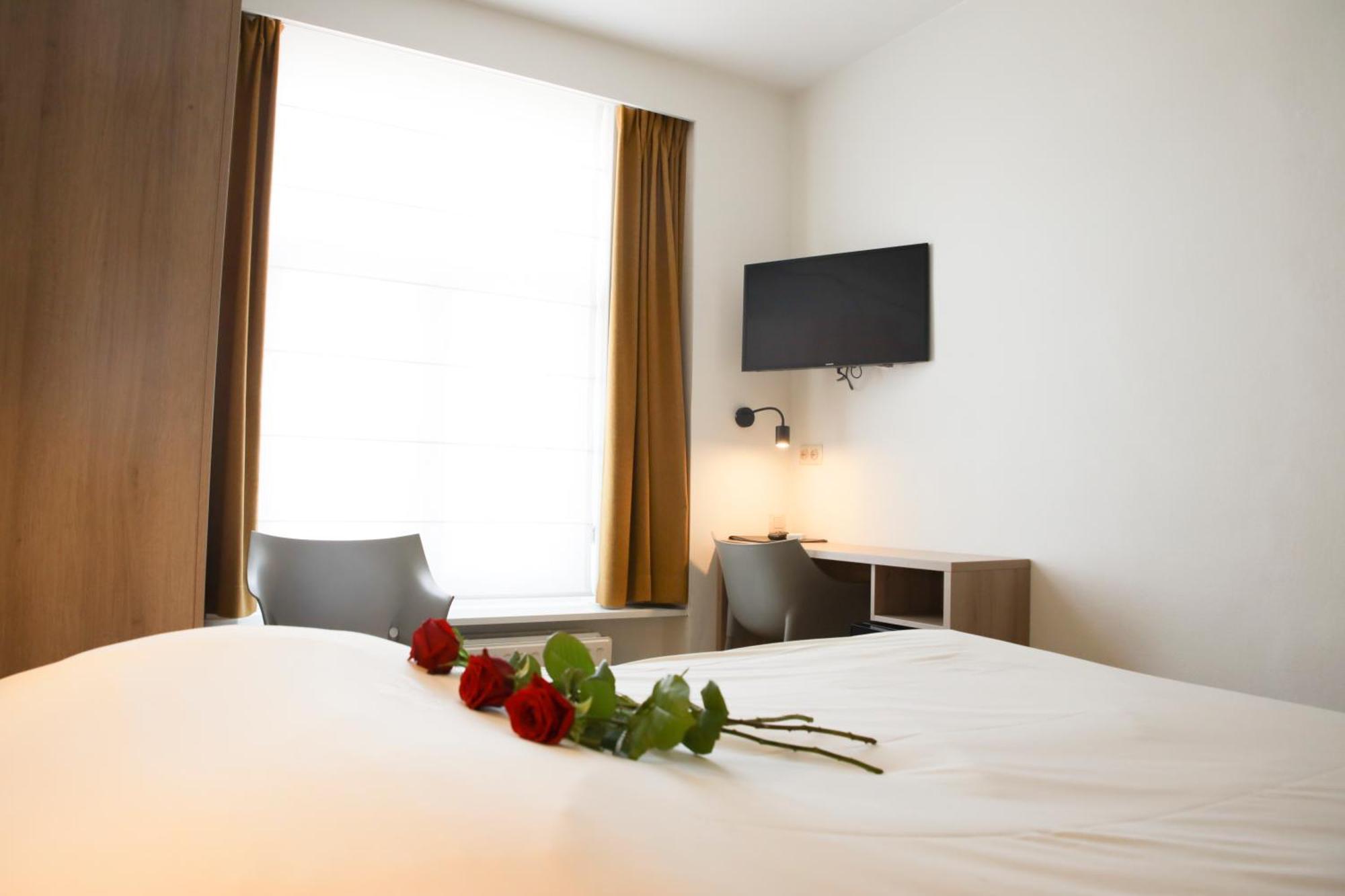 Residentie Alfa Inn*** 布兰肯贝赫 外观 照片